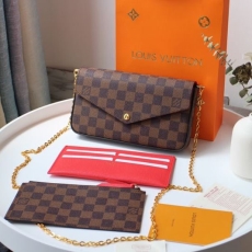 LV Purse